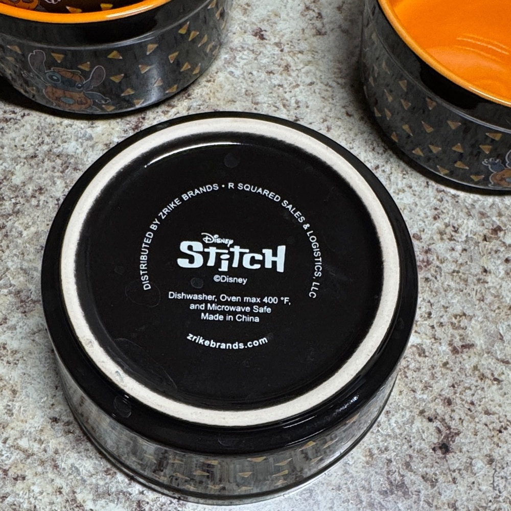 Set of 4 Disney Stitch Halloween Ramekins - Picture 4 of 4